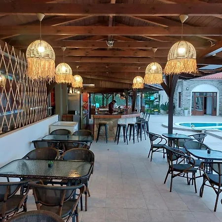 Amari Aparthotel 3*