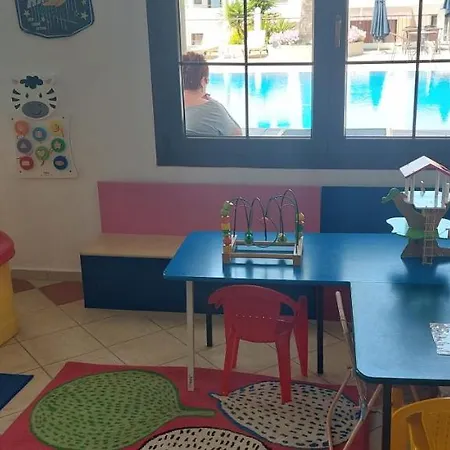 Amari Aparthotel 3*
