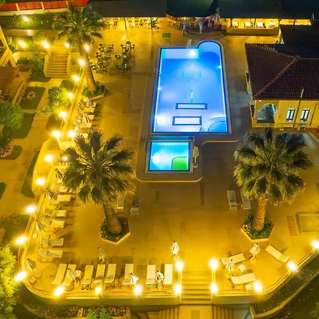 Amari Lejlighedshotel Metamorfosi (Sithonia)