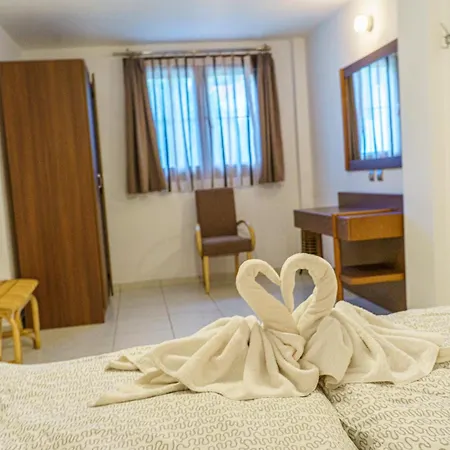 Amari Lejlighedshotel Metamorfosi (Sithonia)